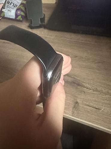 ipxone 7: Apple Watch 4 продаю, зарядка в комплекте, коробка есть — 6