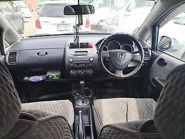 на фит 2: Honda Fit: 2003 г., 1.3 л, Вариатор, Бензин, Хэтчбэк — 5