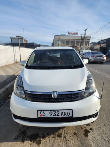 цены на машины в киргизии: Toyota Isis: 2004 г., 1.8 л, Автомат, Бензиновая, Минивэн — 1