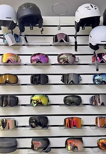 витринные стеллажи: Эконом панель, Материал: Пластик, 2 см* * 3 см*, Б/у — 2