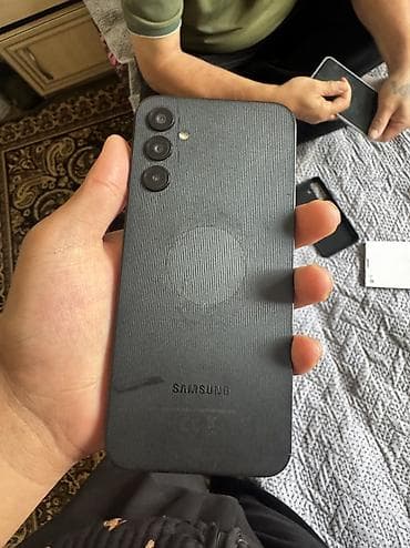 a 20 s: Samsung Galaxy A14 5G, Б/у, 256 ГБ, цвет - Черный, 2 SIM — 3