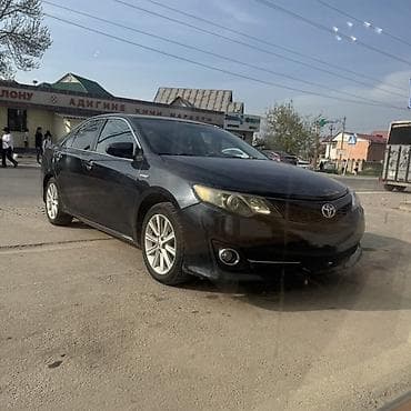 byd e7: Toyota Camry: 2014 г., 2.5 л, Автомат, Гибрид, Седан — 3