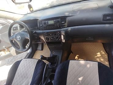 Продажа авто: Toyota Corolla: 2001 г., 1.4 л, Механика, Бензин, Универсал — 5