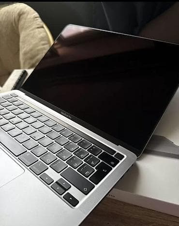 MacBook Pro 13" - Дисплей 13", Retina - Процессор: Intel Core i5, 2.0