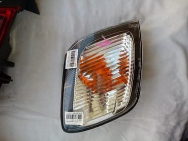 запчасти на тойоту ипсум в бишкеке: Поворотник R на Тойота ипсум . из Японии — 1