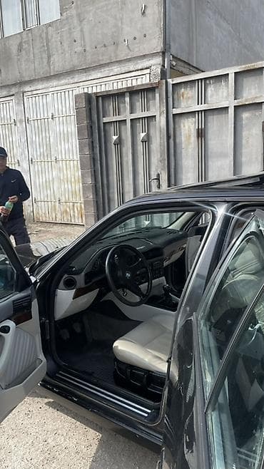 экран бмв: BMW 5 series: 1990 г., Ручные, Бензин, Седан — 3