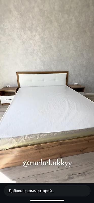 двуспальная кровать: Двуспальная кровать, Б/у, С мягким изголовьем, длина - 200 см — 2