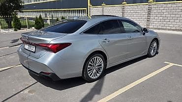 corolla s: Toyota Avalon: 2021 г., 2.5 л, Гибрид, Седан — 3
