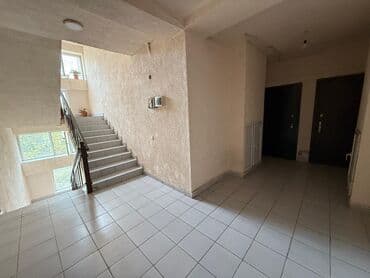 аламидин базар дом куплю: 3 комнаты, 6 м², Индивидуалка, 3 этаж, Старый ремонт — 1