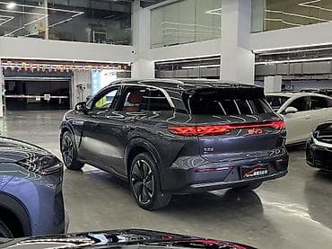 BYD: BYD Tang EV600: 2025 г., 1.5 л, Автомат, Электромобиль, Внедорожник — 5