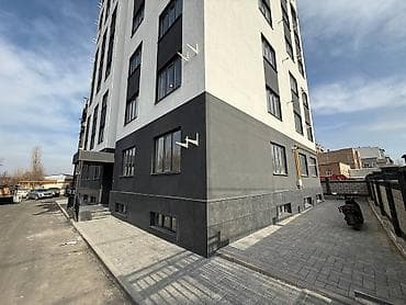 пл: 📍 ул. Мичурина 🔘Этажи 0/9 🔘230м² Продаётся коммерческое помещение — 2