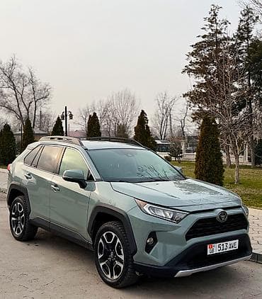 leng rover: Toyota RAV4: 2021 г., 2.5 л, Автомат, Бензин, Внедорожник — 4
