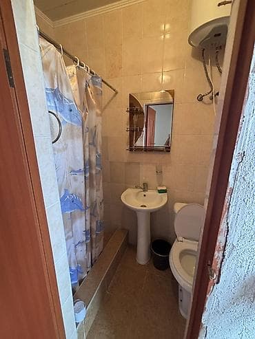 bishkek flat: Сдам комнату-студию с отдельным санузлом НА ИЮНЬ . КУХНИ НЕТ — 4