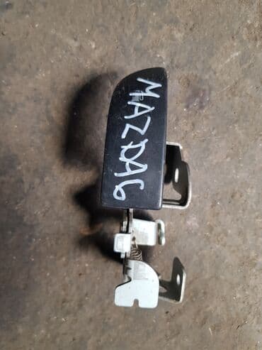 corolla runx: Ручка багажника Дверная ручка Mazda Б/у, Оригинал — 1