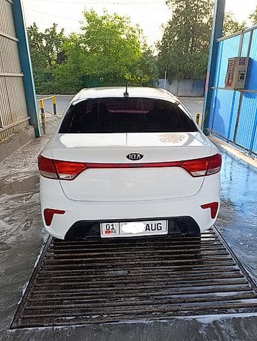 авто для такси: Kia Rio: 2018 г., 1.6 л, Автомат, Бензин, Седан — 4