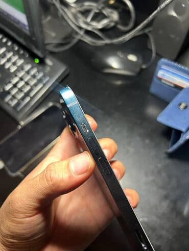 айфон се 1: IPhone 13, Б/у, 128 ГБ, Синий — 4