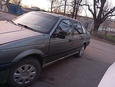 моющий пылесос для химчистки салона автомобиля бу: Volkswagen Passat: 1989 г., 1.8 л, Механика, Бензин, Седан — 3