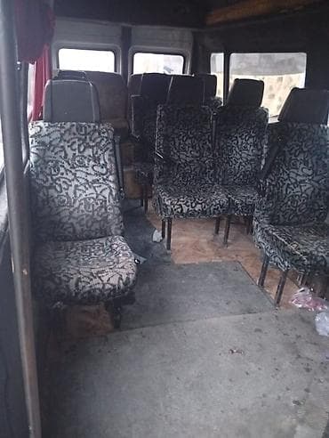 b class: LDV : 1991 г., Фургон — 4