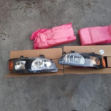 Комплект передних фар Nissan Новый