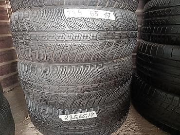 17: Комплект автомобильных шин 235/65 R17. - Размер: 235/65 R17 — 3