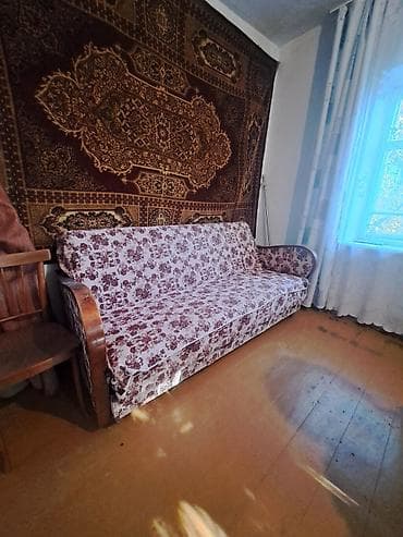 диван без каркаса: Прямой диван, Б/у — 1