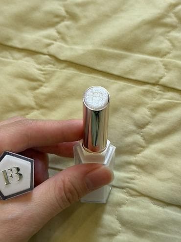 Косметика: Помада и бальзам для губ Fenty Beauty. - Помада Fenty (металлический — 4