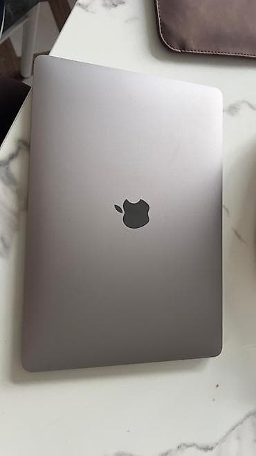 hub macbook: Для учебы, Б/у, Apple M1, ОЗУ, RAM: 8 ГБ — 1