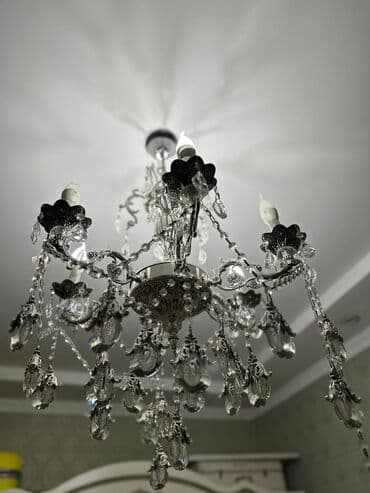 Продается люстра