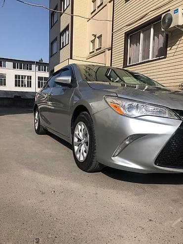 Toyota Camry: 2017 г., 2.5 л, Типтроник, Гибрид, Седан at lalafo.kg Toyota Camry: 2017 г., 2.5 л, Типтроник, Гибрид, Седан