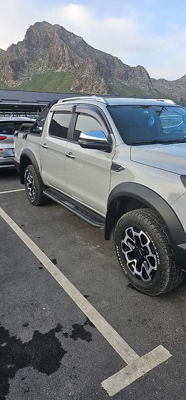 JAC: JAC : 2024 г., 2 л, Автомат, Бензин, Пикап — 4