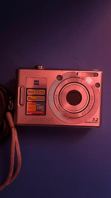 usb джойстик: Цифровой фотоаппарат Sony Cyber-shot (серия с матрицей 7.2 МП) - — 1