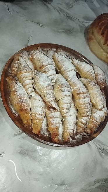 сдается столовой: Продается столовая Беш Бармак на авторынке Азамат. Или меняю на авто — 10