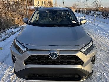 8 клапанный: Toyota RAV4: 2022 г., 2.5 л, Автомат, Гибрид, Кроссовер — 1