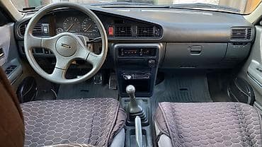 ауди 100 с: Mazda 626: 1991 г., Механика, Седан — 1