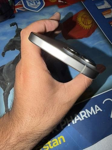 iphone es: IPhone 15 Pro Max, Б/у, 512 ГБ, Серебристый, Зарядное устройство, Защитное стекло, Чехол — 4