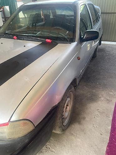 аренда авто спарк: Daewoo Nexia: 2001 г., 1.5 л, Механика, Бензин, Седан — 3