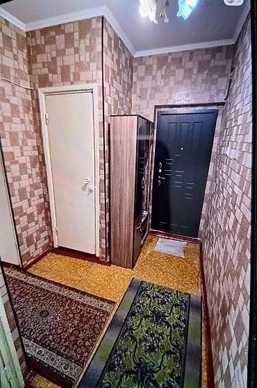 сутичная квартира: 1 комната, 5 мкр Собственник, Парам без детей — 3
