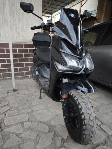 osh мотоцикл электронный: Тип скутера Yamaha, 150 куб. см, Бензин, Б/у — 2