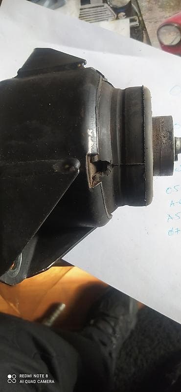 defender: Range rover defender discovery подушка двигателя коробки 2008 девятый — 2