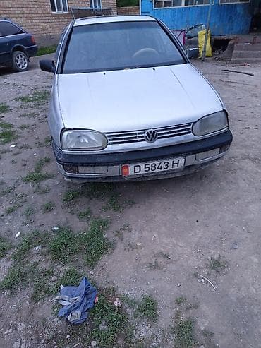 Volkswagen Golf: 1990 г., 1.6 л, Механика, Бензин, Хэтчбэк
