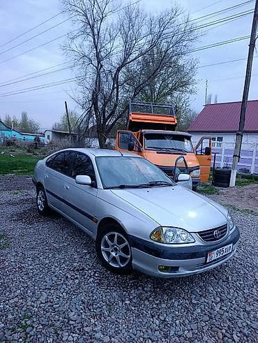 степ эреф 1: Toyota Avensis: 2002 г., 1.8 л, Кол менен иштөөчү, Бензин, Хетчбек — 5