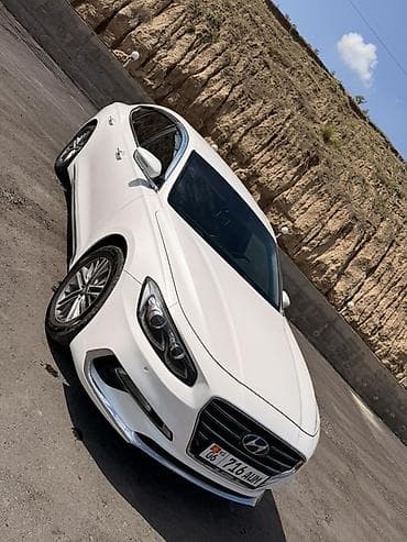 hyundai solaris i: Hyundai Grandeur: 2019 г., 3 л, Автомат, Бензин, Фастбек — 1