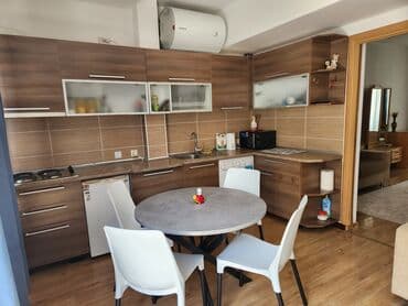 Квартира, каприз ЦО Каприз, Чолпон-Ата, Детская площадка, Парковка, стоянка, Бассейн