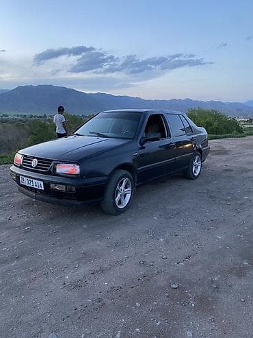 камри 30 зеркало: Volkswagen Vento: 1993 г., Седан — 6