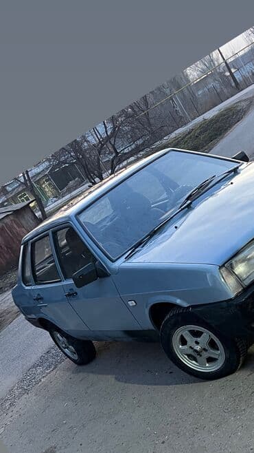 продаю связи с переездом: ВАЗ (ЛАДА) 21099: 1993 г., 1.5 л, Механика, Бензиновая, Седан — 3