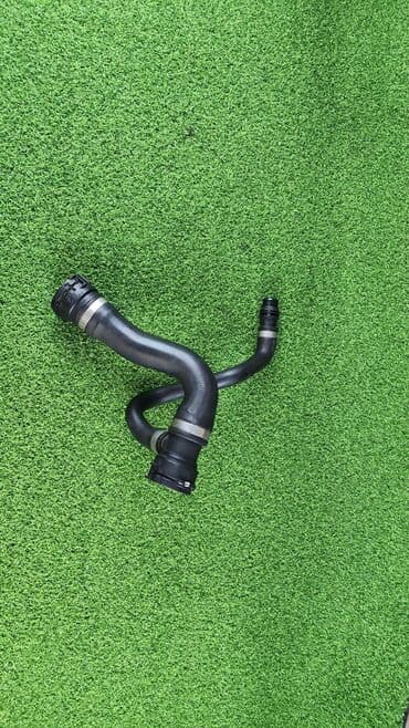 блок предохранителей: Патрубок 1712 7 593 490 Е70 N52 3.0i Год 2009 В отличном — 1