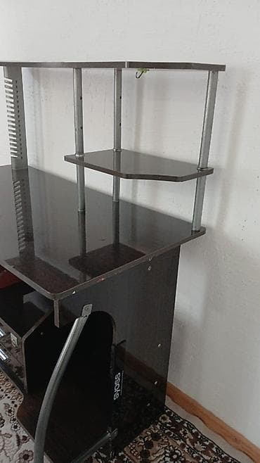 Столы: Компьютерный стол с верхней надстройкой и полками. - Просторная — 4