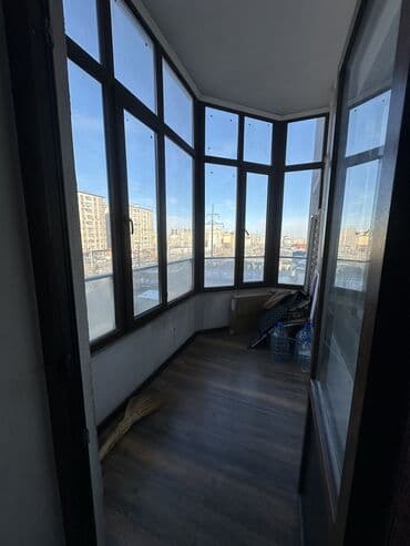 кут келечек: 3 бөлмө, Риелтор, Чогуу жашоосу жок, Толугу менен эмереги бар — 4