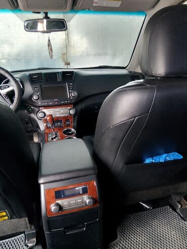 зимние шины r 14: Toyota Highlander: 2011 г., Кроссовер — 3