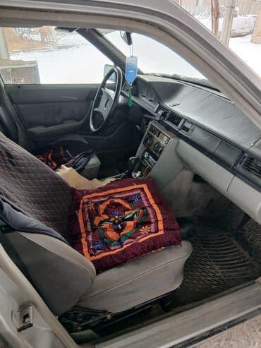 мерседес 411: Mercedes-Benz E-Class: 1986 г., 2.3 л, Механика, Универсал — 5